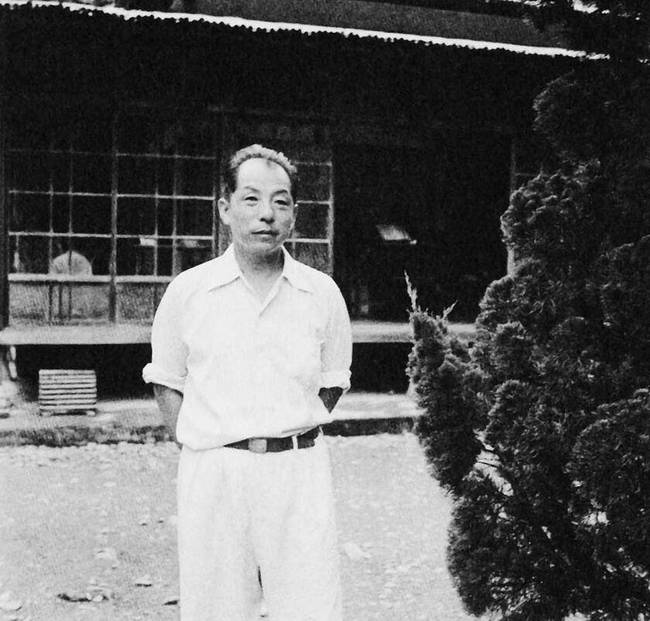 Ƭ1946꣬Ľ̨ȪȪѧ