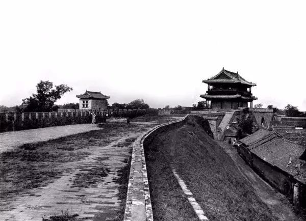 Ƭɶ(ӭ)¥Լ1900ꡣ