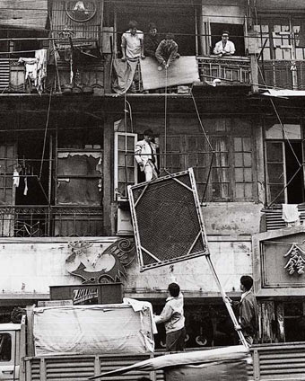 Ƭ1993꣬Ϻ·ƽضεϷӼ