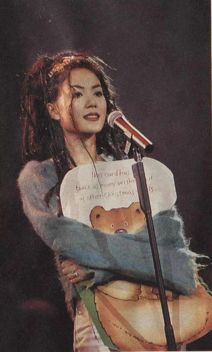 Ƭ