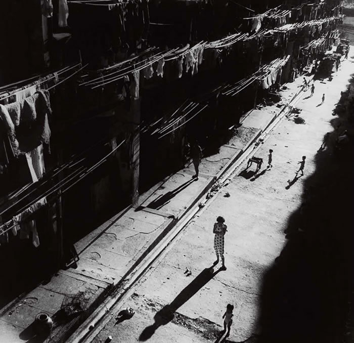 1951꣬ˮ