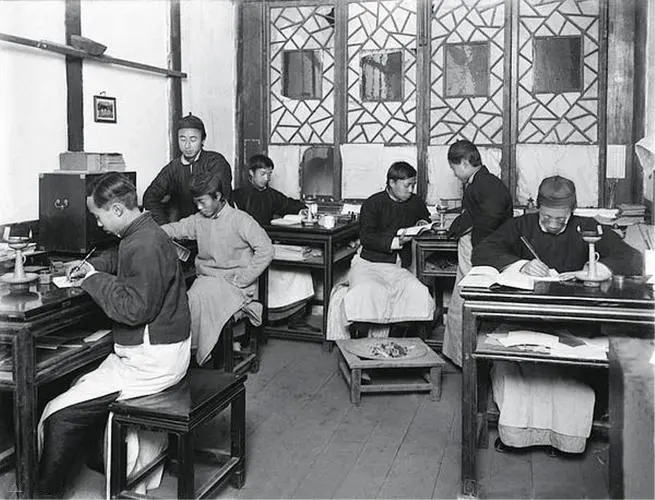 1912궬ĴߵѧѧУλصͬѧھ۾ضдϵ͵ơϵĻѧñӳֳһҹĳ