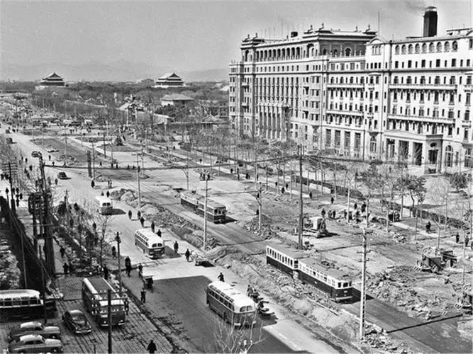 1958꣬Ϊӭӽʮ꣬ʼ֣ΪӦıʱͳͨҪӿӺ·档