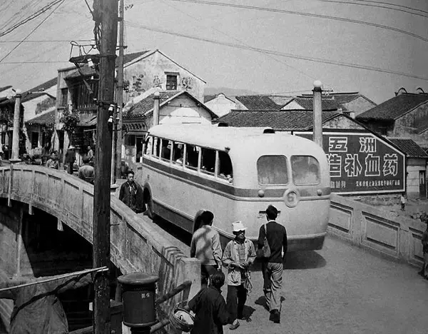 Ƭ1950