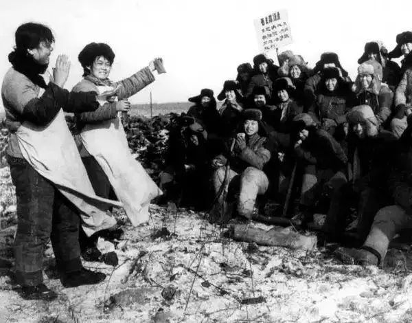 ģԱѷ͵أٸ˵һο塣ƬԼ1968-1973֮䡣