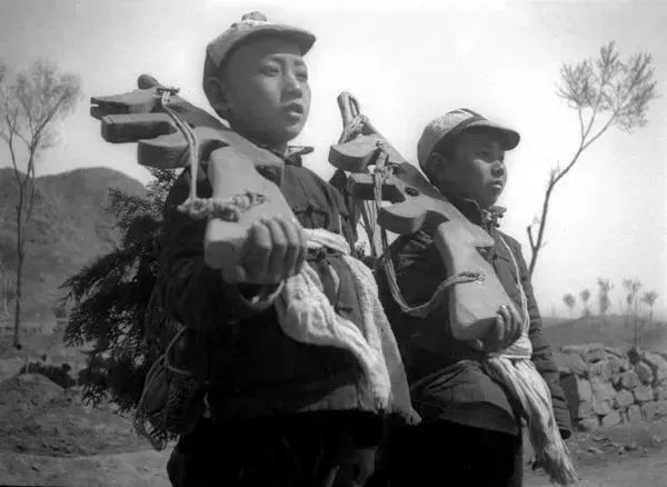1940꣬Сǹսгɳ