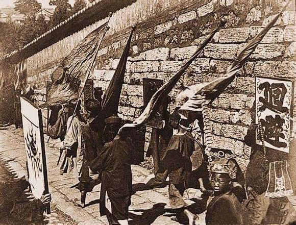 1902꣬Ͻջеӭƹܶʽ½̶ֵ͢߹ǲȱٵɲ֡