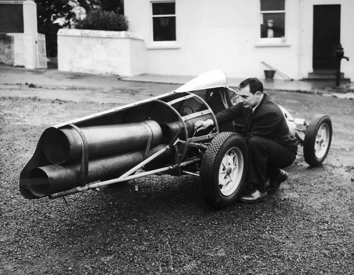 1957  1  10 գ500 Motor Racing Club ֲԱ J. L. M. Meikle ڵʽ