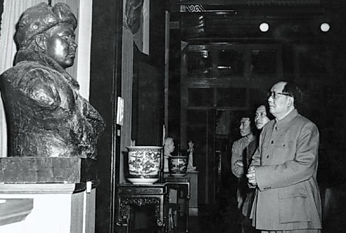 1955ë󶫲ιȫƷչ
