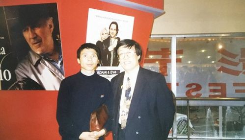 Ƭ1997ϺʵӰڣСյݵġʧҰμӰչͼΪСպӰ