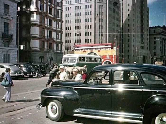 Ƭ1949꣬ŲõϺ̲·ͣŸʽγҪӢȹĽڳ