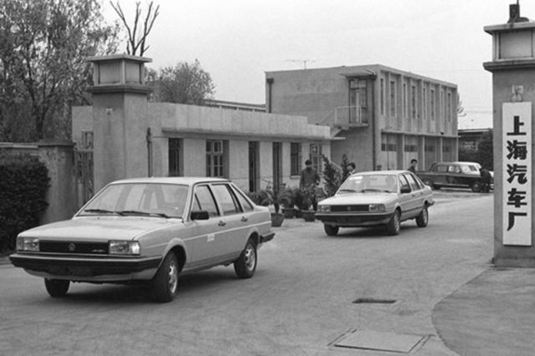Ƭ1983  4  19 գϺװɹ͵Ϻɣɽγ