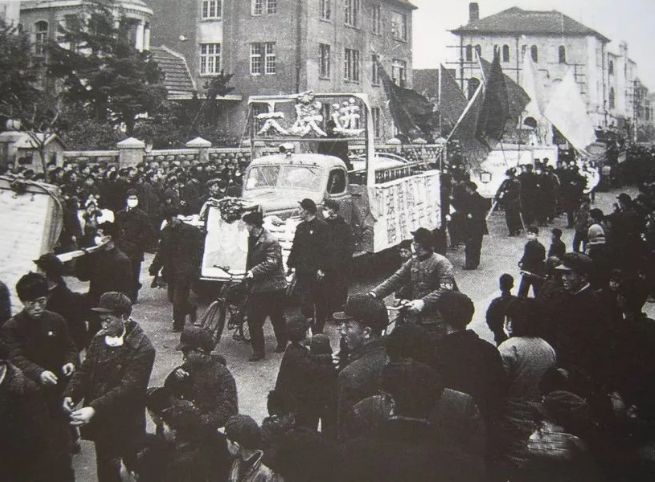 Ƭ1958꣬ൺˡԾʱ