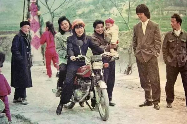 Ƭ1992꣬ũ壬ĦеŮꡣ