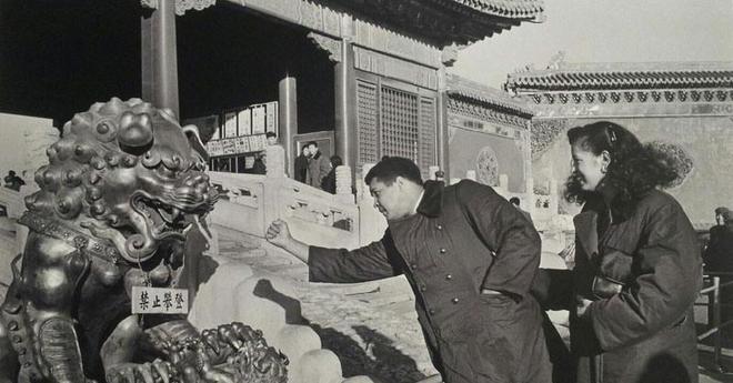 Ƭ1979꣬ȭսʹǰĽʨӣһ΢Ц