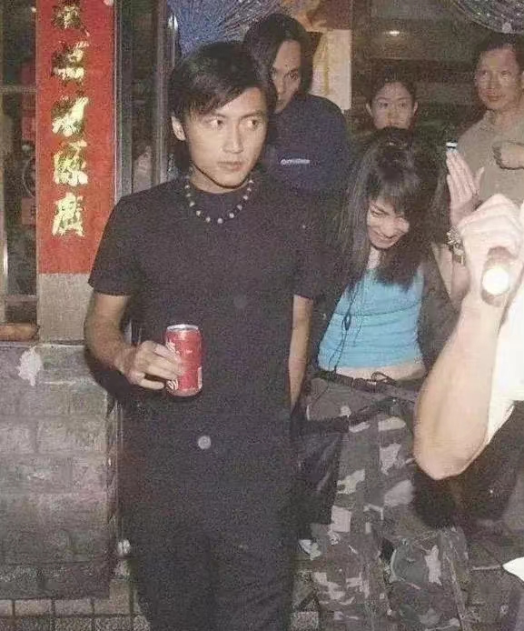 Ƭл