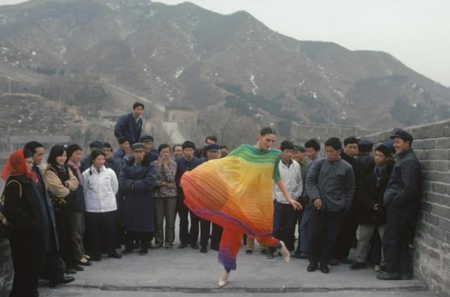 Ƭ1979꣬ʱװڳԵʷϣΧ۵йﾡǺ