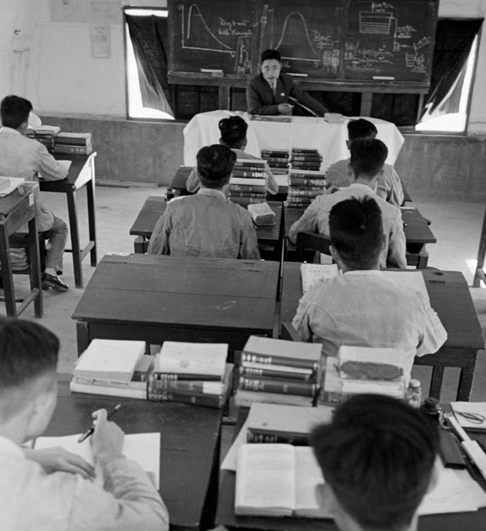 УѧԱϿΡ̨ 1950ꡣ