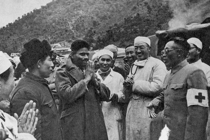 1962꣬ӡս1963꣬йʮֻЭӡԱ3211عͻʬ͹ǻҺСͼΪӡͷŻعǰйʮֻʾл