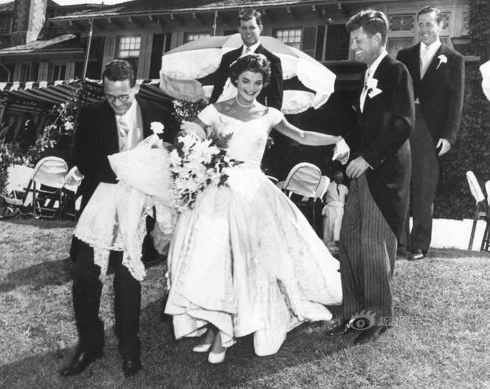 ں鱨鱨ڼ䣬롶ߵӣӣѱɴ˱λں촬ְ19453£ϴӺۣѫ¡ս󣬿ϼ̳ͼΪ1953912գϺͽܿս顣