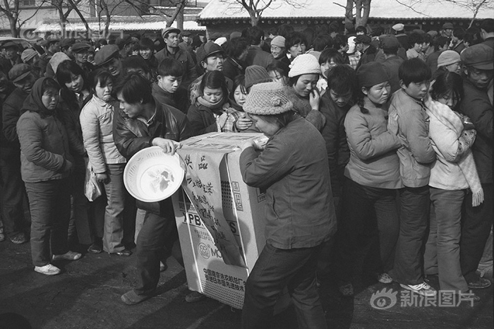 1989꣬γأȯн̧ŽƷũȻŶȯǡ䣬йиʽġƱƱҲΪǡᡱĴʡֱ19876£Ժ׼йḣнļίԱῪʼḣƱ1987727գйһŸƱںӱʯׯһĻ۳ҿйƱ۵ĵһҳ˺һֱ90йسһɡƱȯȣǶһҹ¸ȯ˷ǳ࣬ӳﵽ£ɼɽ˺ĳ