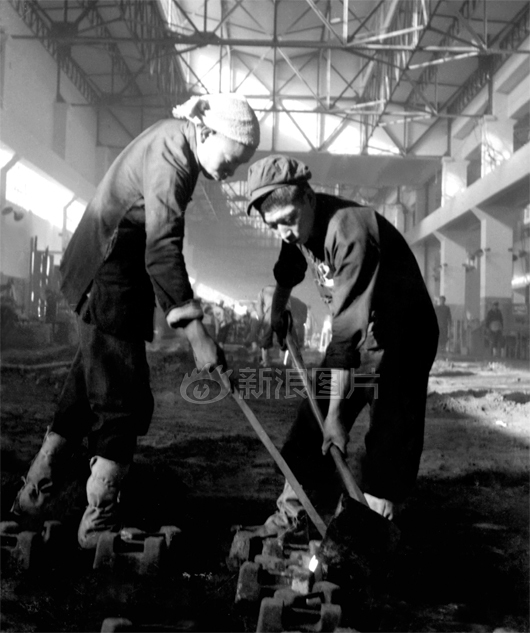 й֮֮ûбݣǿǨ㡣һ塱ƻһũ˽ǣΪ¹ˡ1953˿ղͳƽʾʱȫ˿ԼΪ6.02 ڣг˿Լ7725ũ˿Լ5.05ڡͼΪ1952꣬ɽũǵˡ