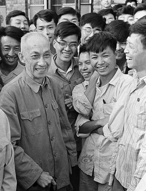 £йĿߣйѧУйѧšйĵһѧʹ19501966Уڼ䣬쵼˴ΪйߵȽرѧߵȽһġ1961꣬º˴ͬѧһ