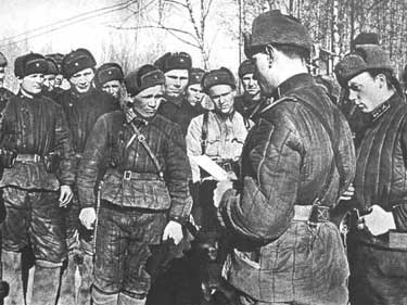 ָԱڲս1941궬