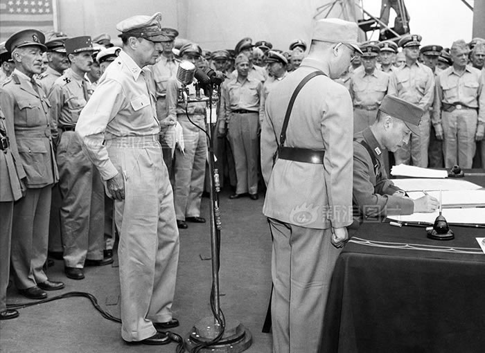 194592գձͶǩʽͣձսнżװϾСлɳϯձͶǩʽϽӡйھŸսʤĵڶλǩ֡ͼΪձͶǩ֮ٽվ˰ɪ