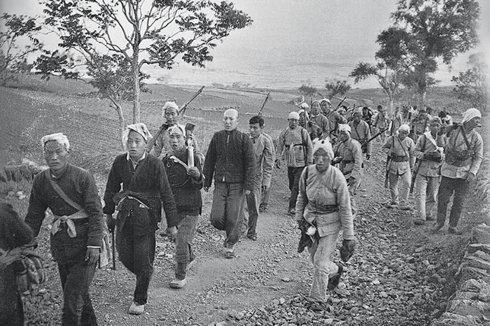 19447£·ĳɽسǣͻϮʱαں˯·αҴ֮ʻ׽αسƺƵȹѺƷ߲1943꿪ʼڽ켽ӰߣɷóսӰ