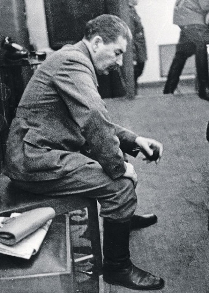 1941꣬˹