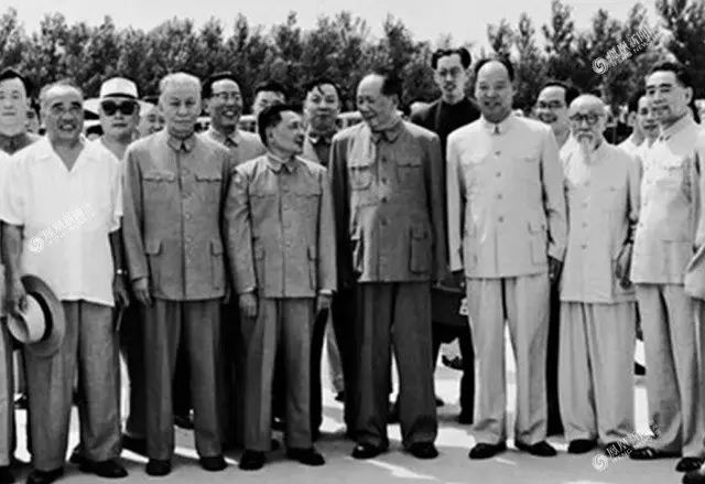 1963꣬СƽķմŻعٵӭӻعŵëҲˣѸë桢һӭӵСƽƬ