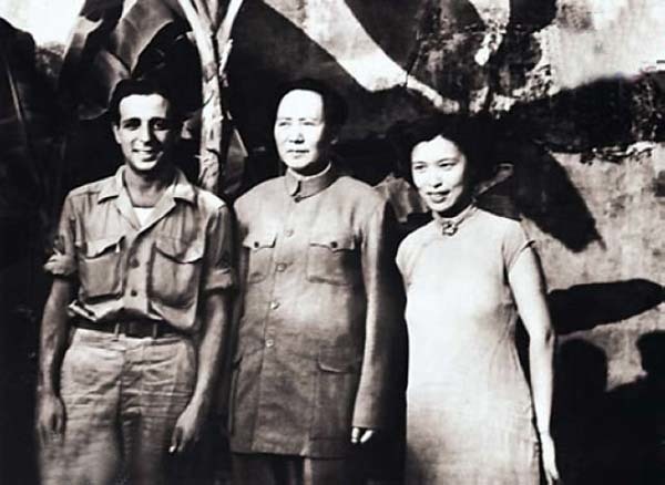 1945̸꣬ڼ䣬ë󶫺͹졢˹ŵһӰ