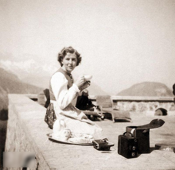 ޡͶǳϲӰִϣƬкܶΪ㡣Ƭ1942ڱɽׯϣڰ˹ɽסޡͶϣվڱ棬ڴ˴ĹܶƬ