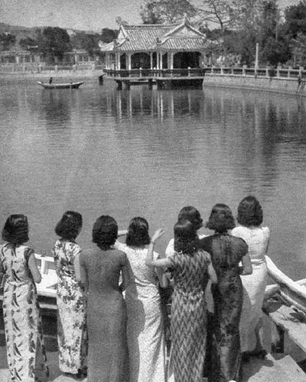 1939꣬λŸɫ۵ŮŹ԰빫԰ķ羰ߡ