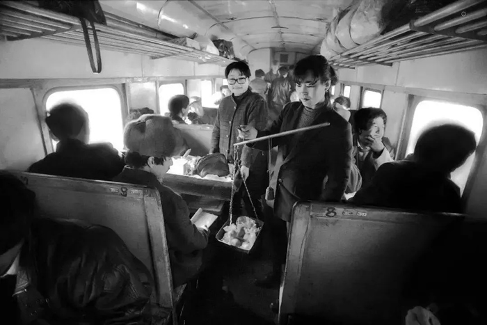 1986˫嵽͡гϣÿͶزЩƤǳʱгԱҲСڳﶵزˢƷ