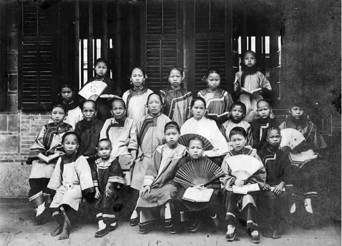 1897꣬ȪݣӢŮУѧ
