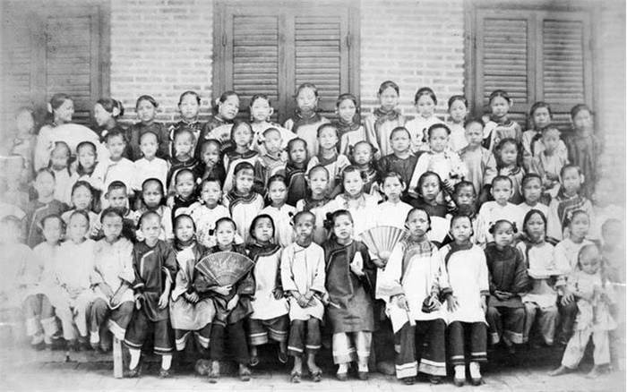 1893꣬ȪݣӢŮУѧ