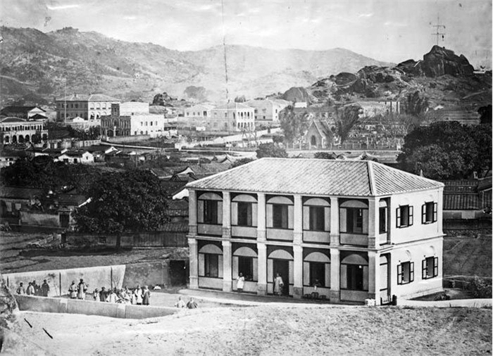 1895꣬ţŮѧУ