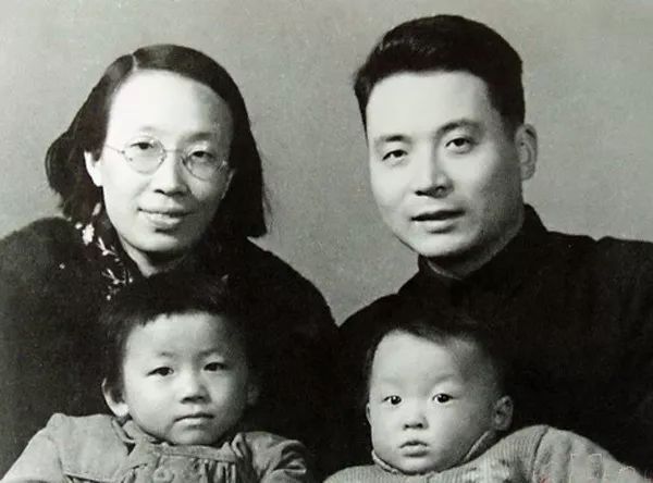 1958꣬˼Ƚԭӵ˺Ӱ