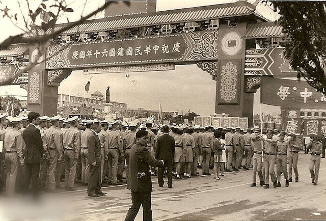 1971̨꣬塰˫ʮڡ60ꡣ