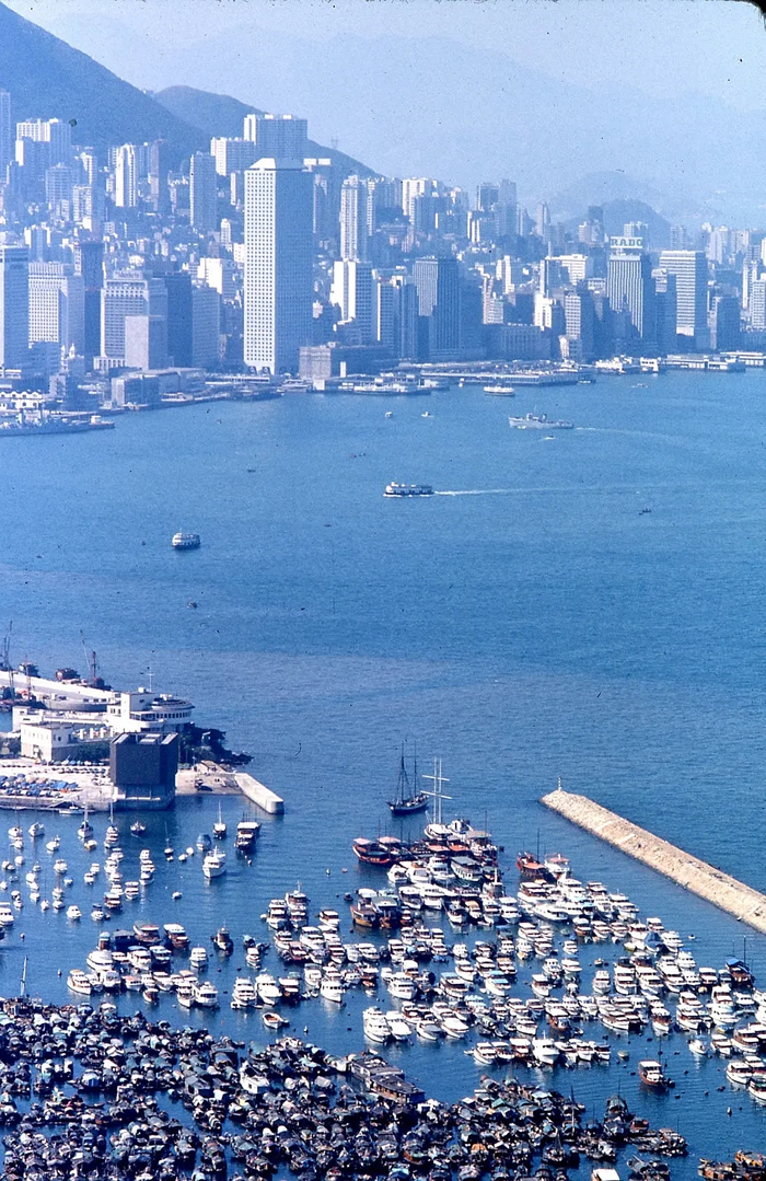 1975