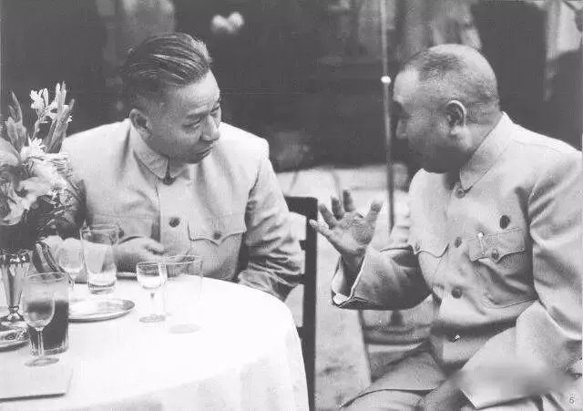 1951꣬ͻн̸
