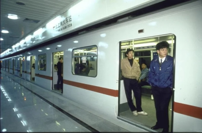 1995꣬Ϻ