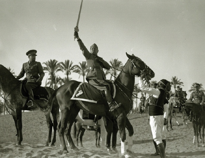 1937꣬ǣī