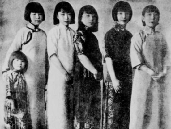 图为张作霖的六个漂亮女儿。
