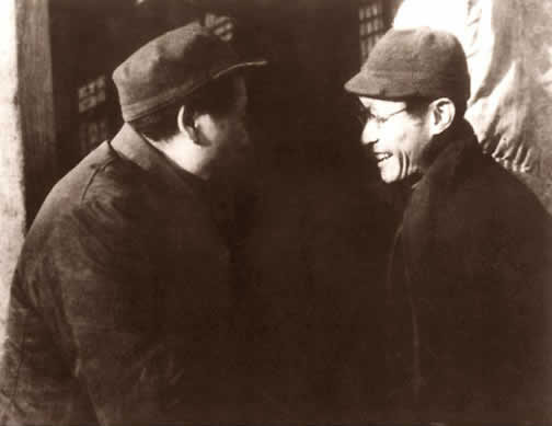 ����Ƭ��1943�꣬ë�󶫺����������Ӱ�