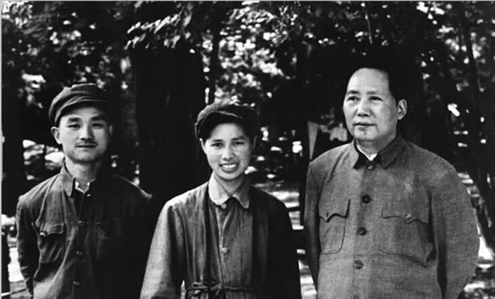 ����Ƭ��ë�󶫡���Ф�������Ӱ��(1949�� ������ ��)