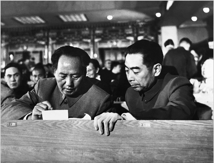 ë�󶫡��ܶ����ڵ�һ���˴����ϡ���1954��9�� �� �㣩