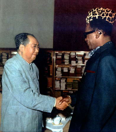 ����Ƭ��1973�꣬ë������������ͳ�ɲ�����
